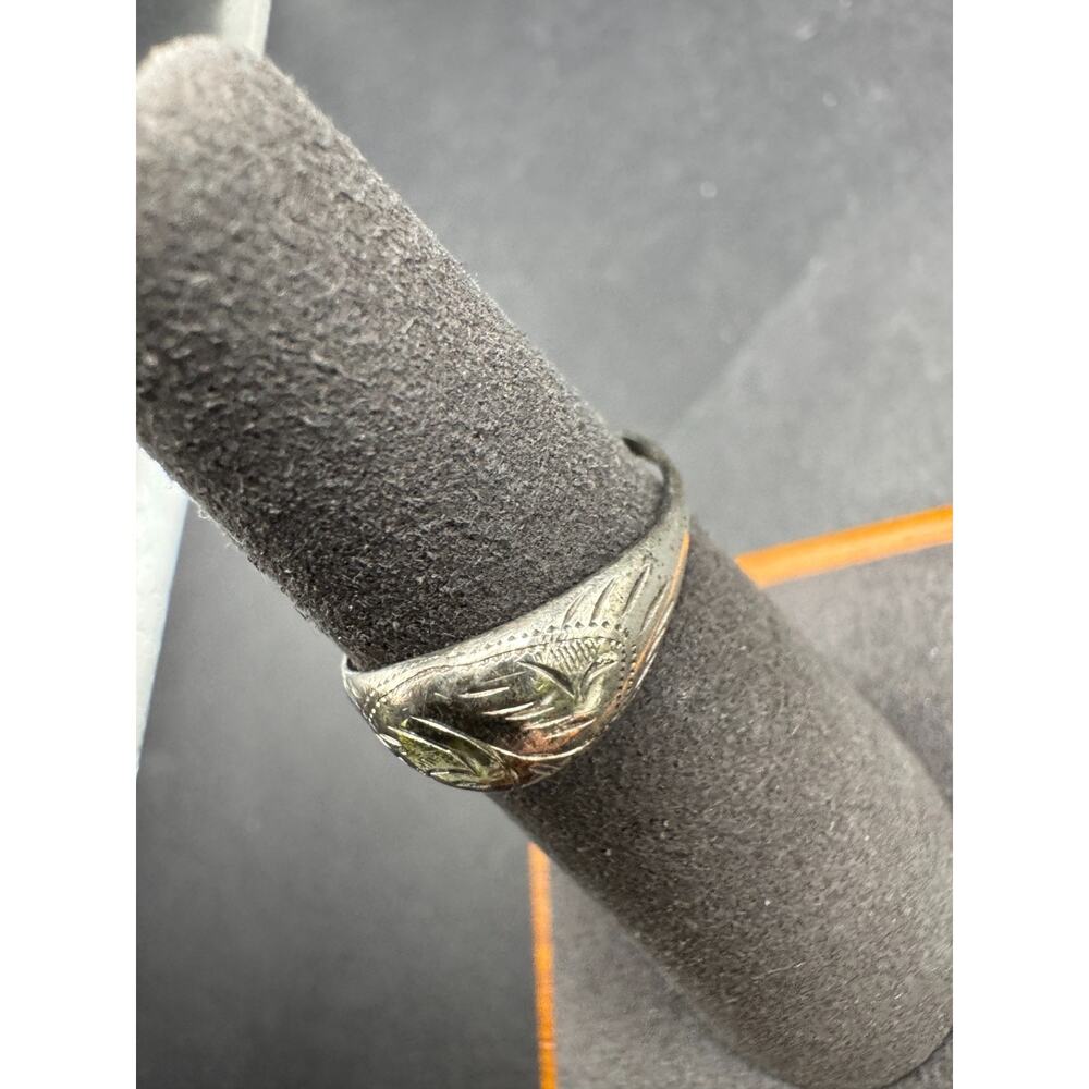 Vintage Siam Signed Sterling Silver 925 Etched Dome Band Ring Size 6 - Picture 2 of 5